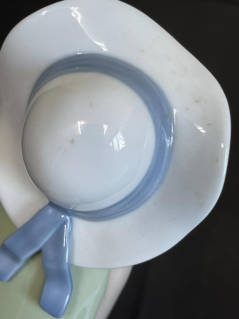 LLADR(リアドロ）　女性置物　２９４