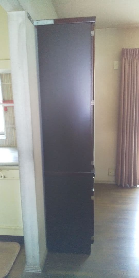 木製食器棚 アンティーク 4面 収納豊富