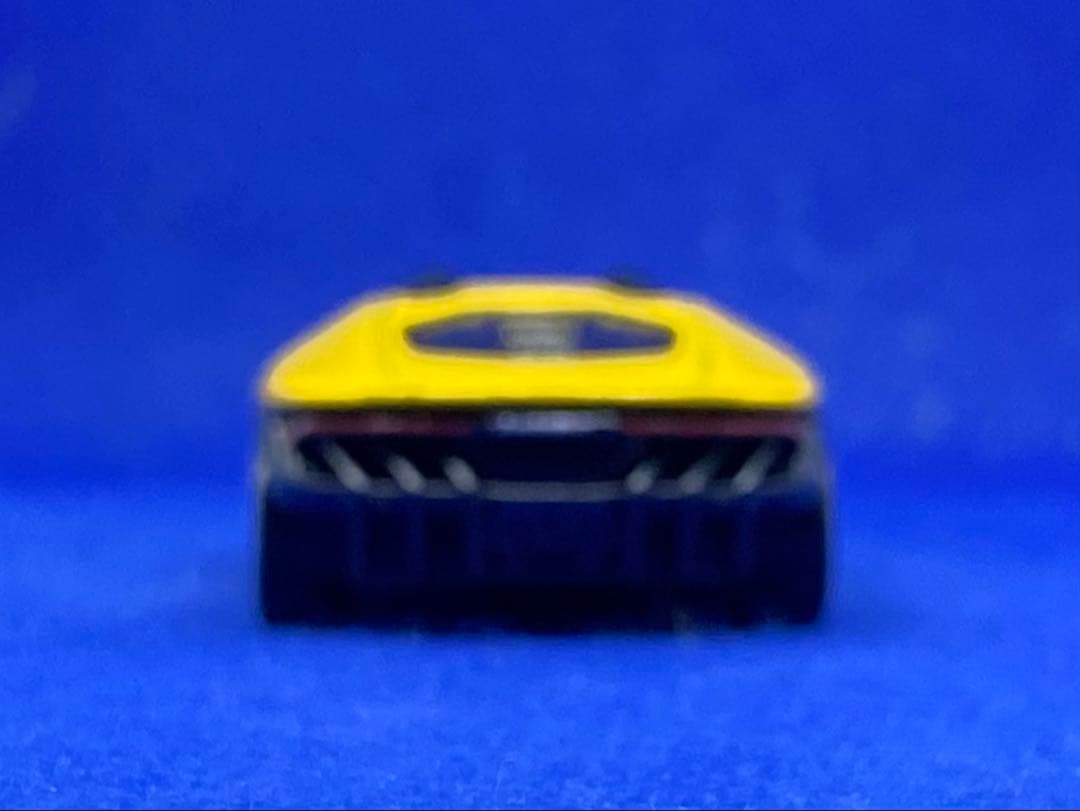 Hotwheels '16 L. Centenario Roadster 黄 - メルカリ