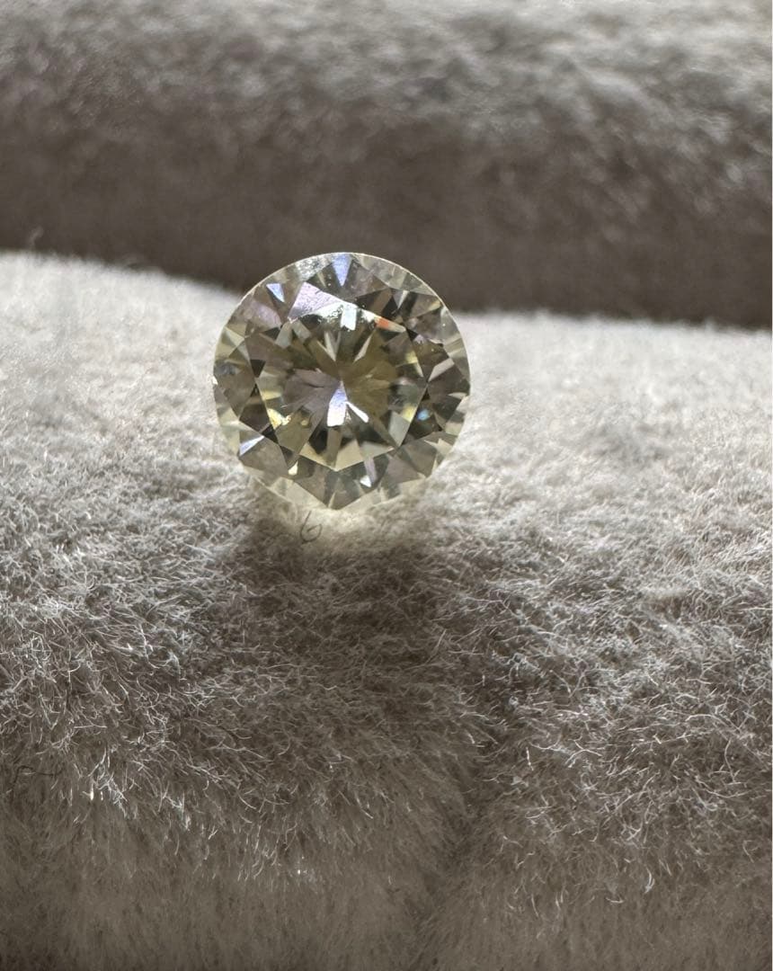 天然ライトイエローダイヤモンド 0.295ct