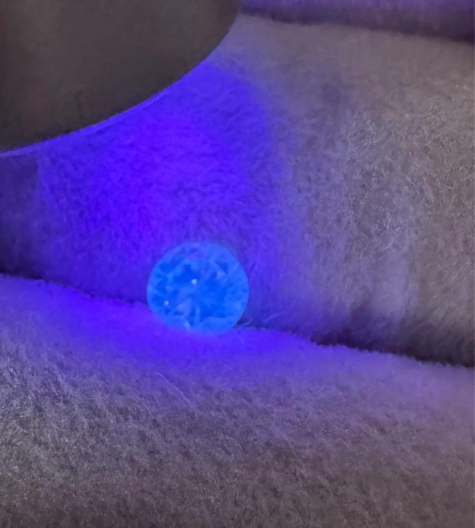 天然ライトイエローダイヤモンド 0.295ct