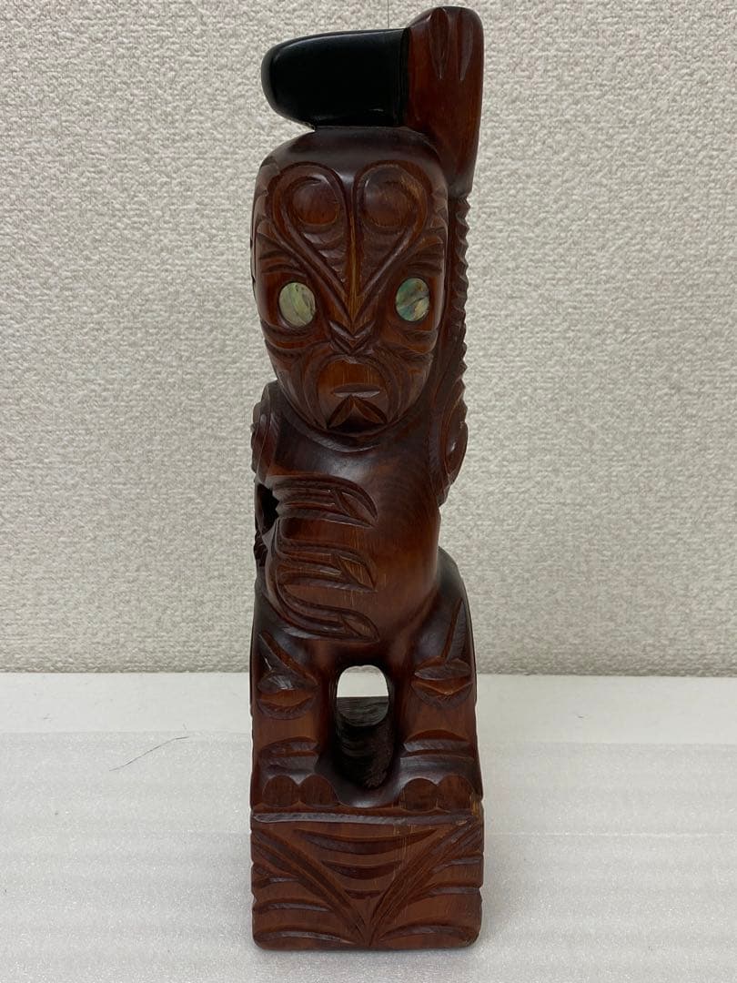 3-874 木製品 ニュージーランド マオリ族 木彫り置物 - メルカリ