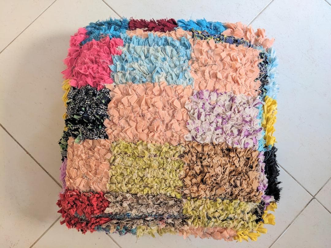 【セール中】ハンドメイド-猫のプフ-ボシャルウィットプフ-No.4