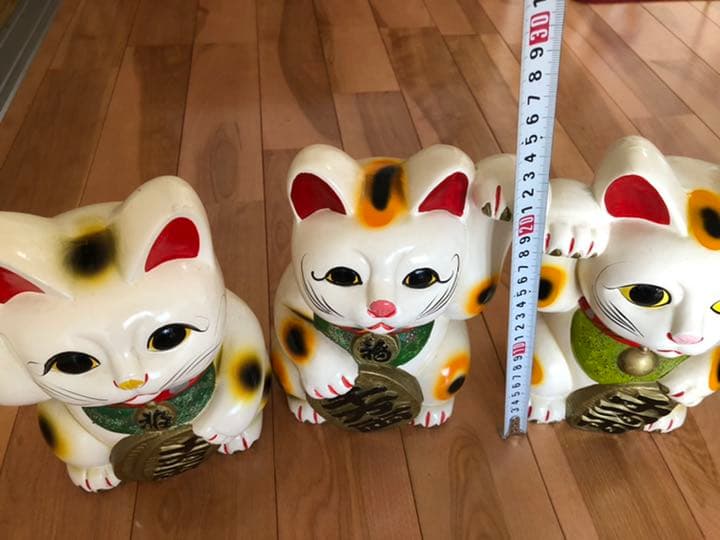 招き猫3体おまけ付き