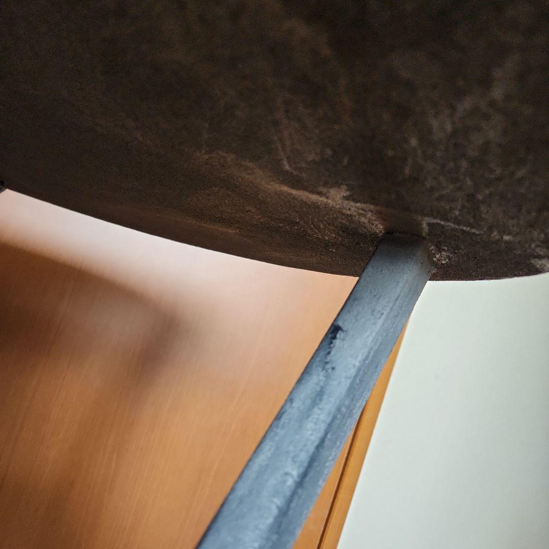 フェイク 机 アート 作品 発泡スチロール テーブル アート 作品