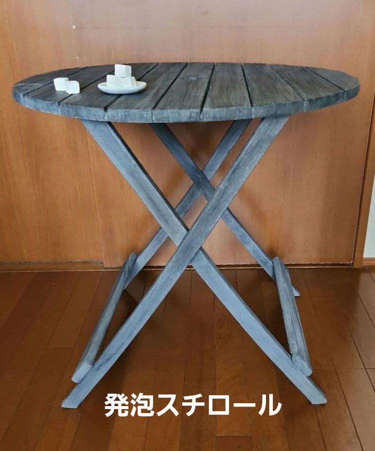 フェイク 机 アート 作品 発泡スチロール テーブル アート 作品