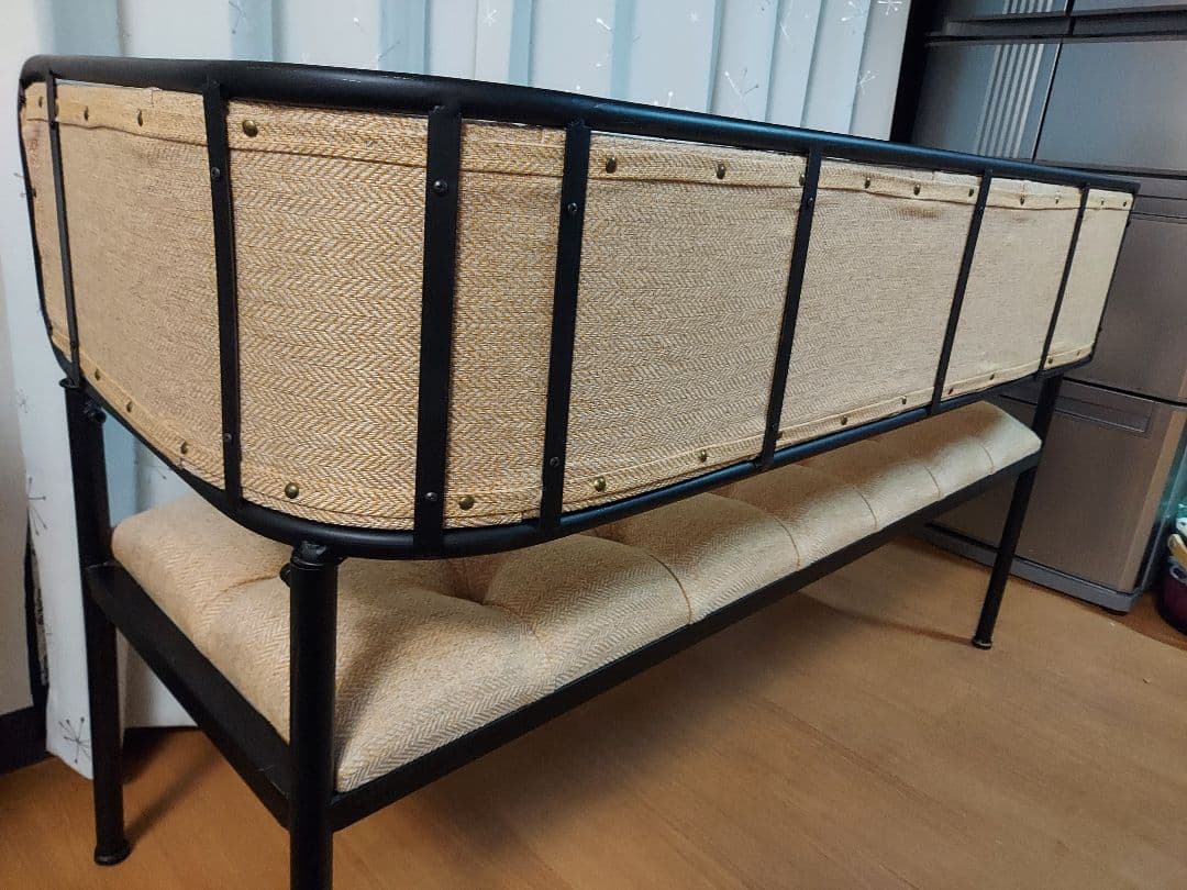 モダン アイアンベージュ ソファ 背もたれ付き