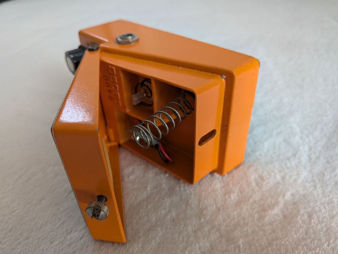 ☆BOSS DS-1 最初期 8400 1978年製 銀ネジ スケルトン☆ - メルカリ