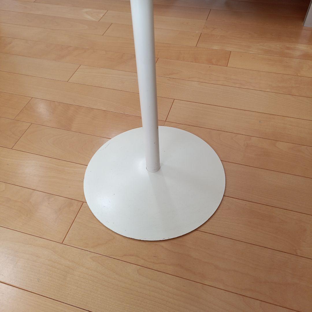 円形ガラステーブル