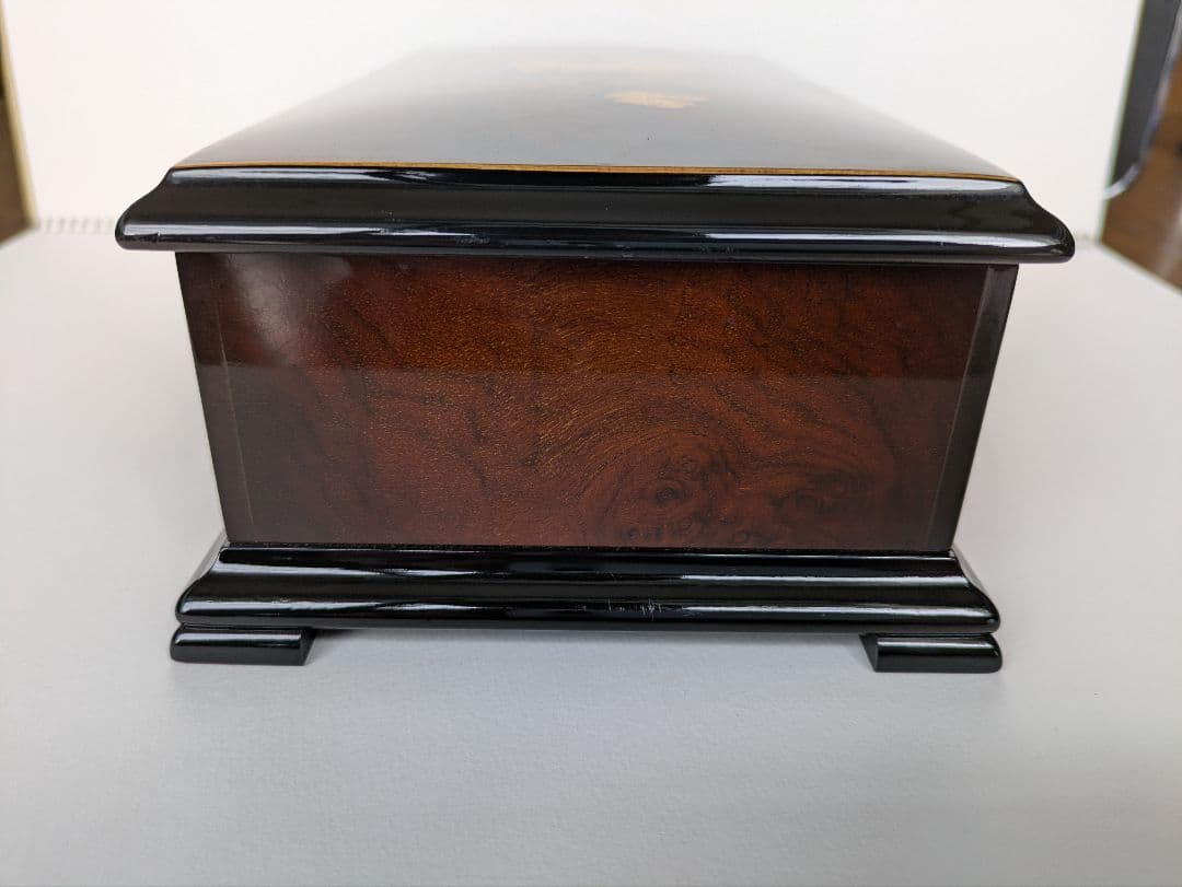 REUGE MUSIC オルゴール ローズ 象嵌 72弁