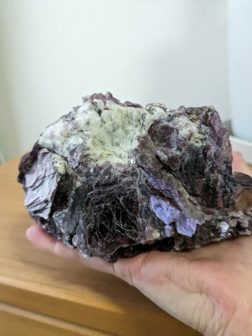 レピドライト原石