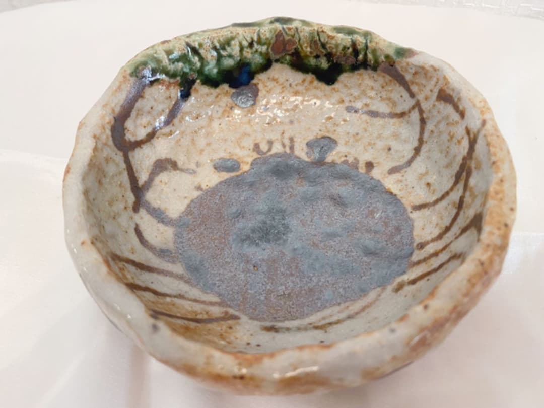 織部焼き 佐藤和次 小皿 小鉢 焼き物 焼き皿 焼皿 お皿 円形 緑 カニ