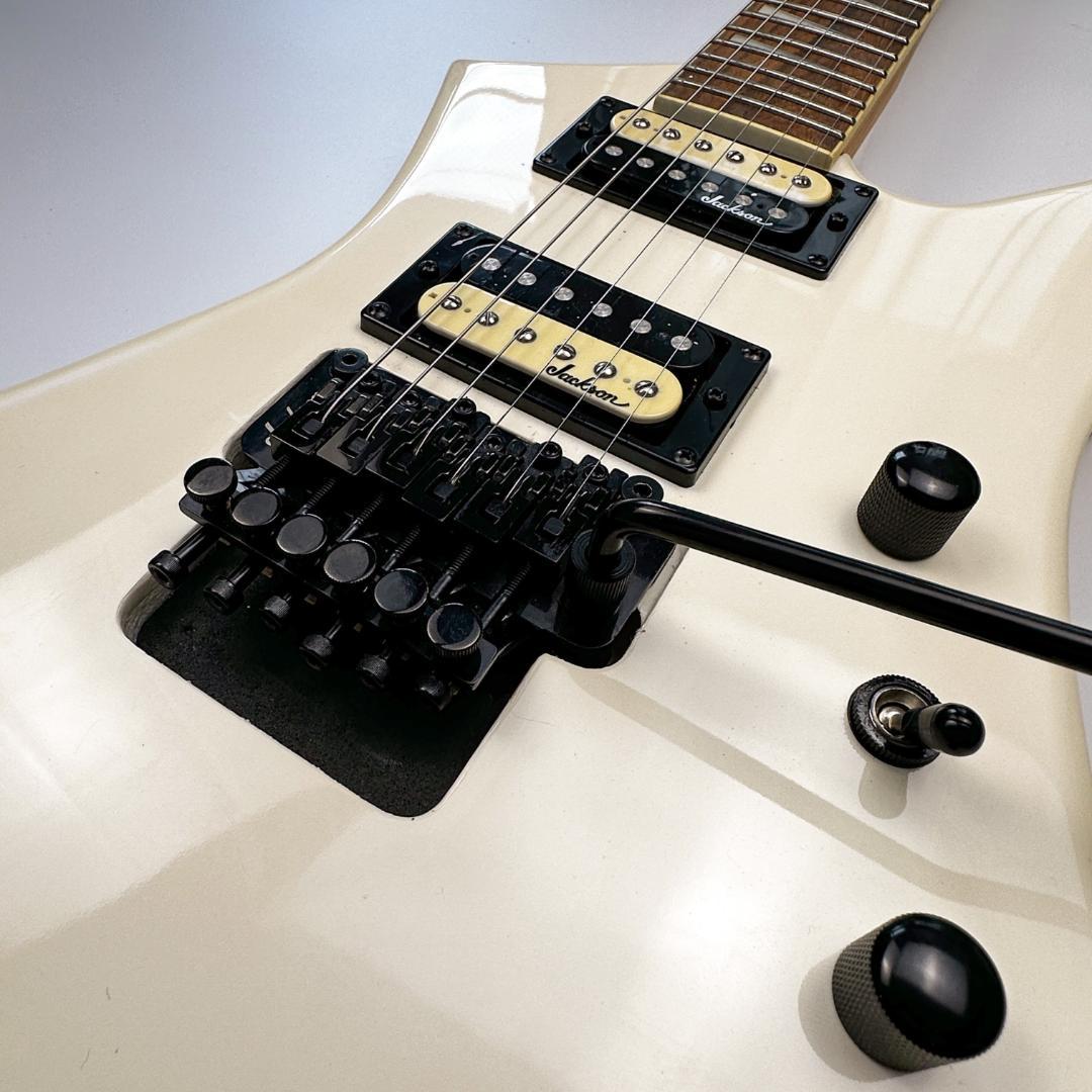 Jackson JS32 Kelly フロイドローズ