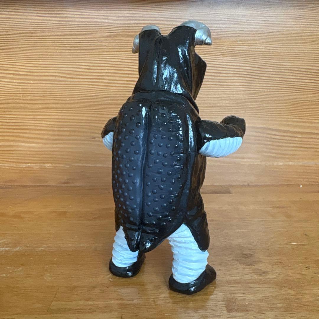 ゼットン(レッドマン版) ソフビ サンガッツ本舗 - メルカリ