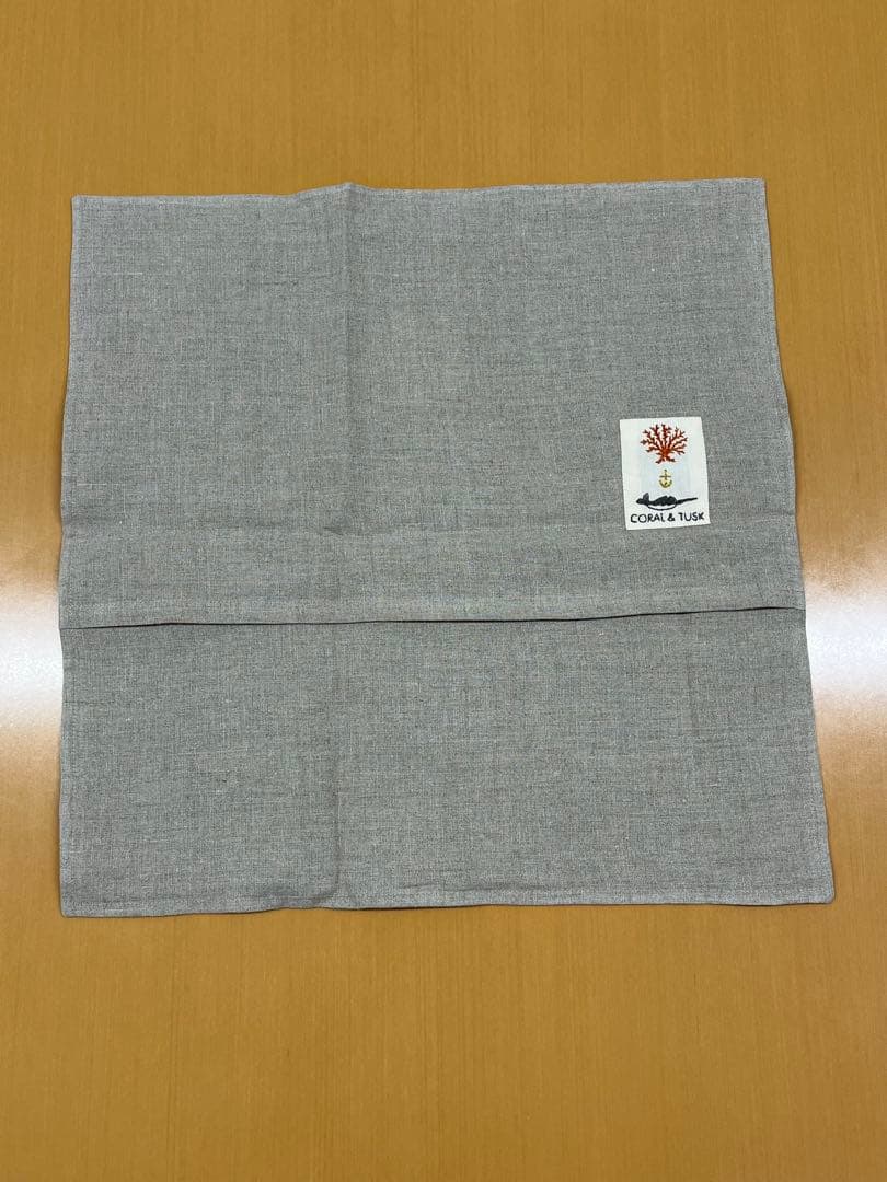 【新品】 CatsandDogsPillow Coverコーラルアンドタスク