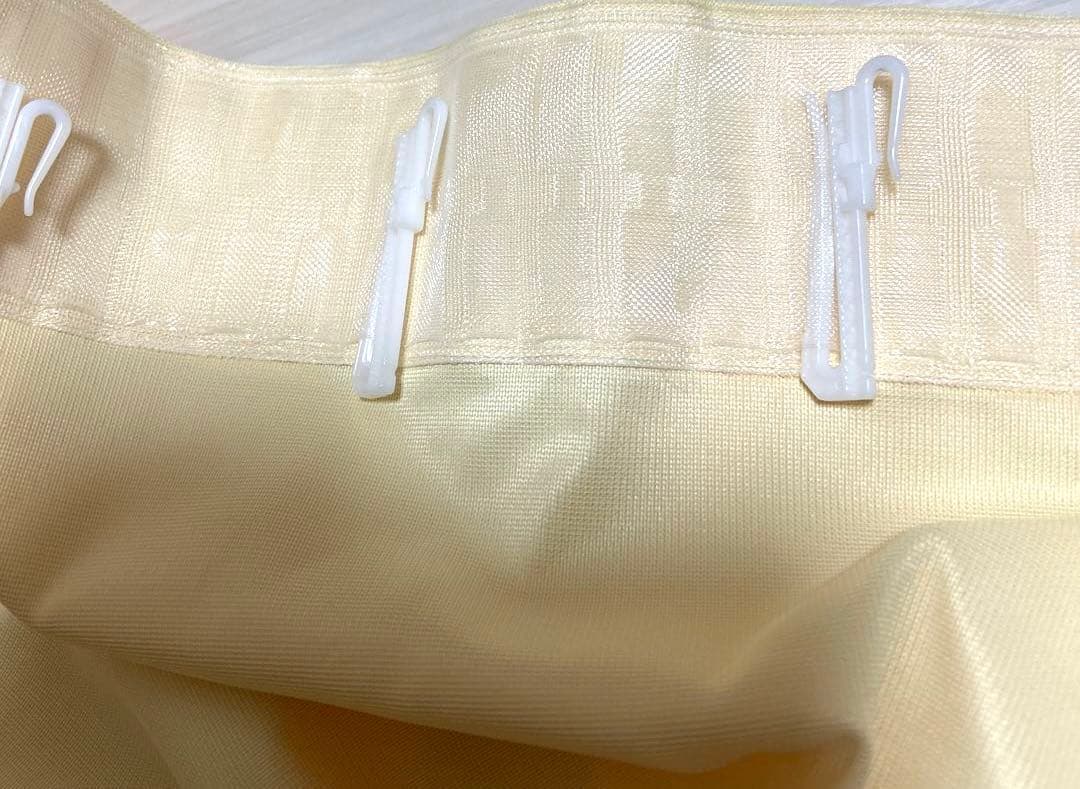 サイズ違い２枚セット！更衣室、サロン、鍼灸院、間仕切り向け　防炎カーテン