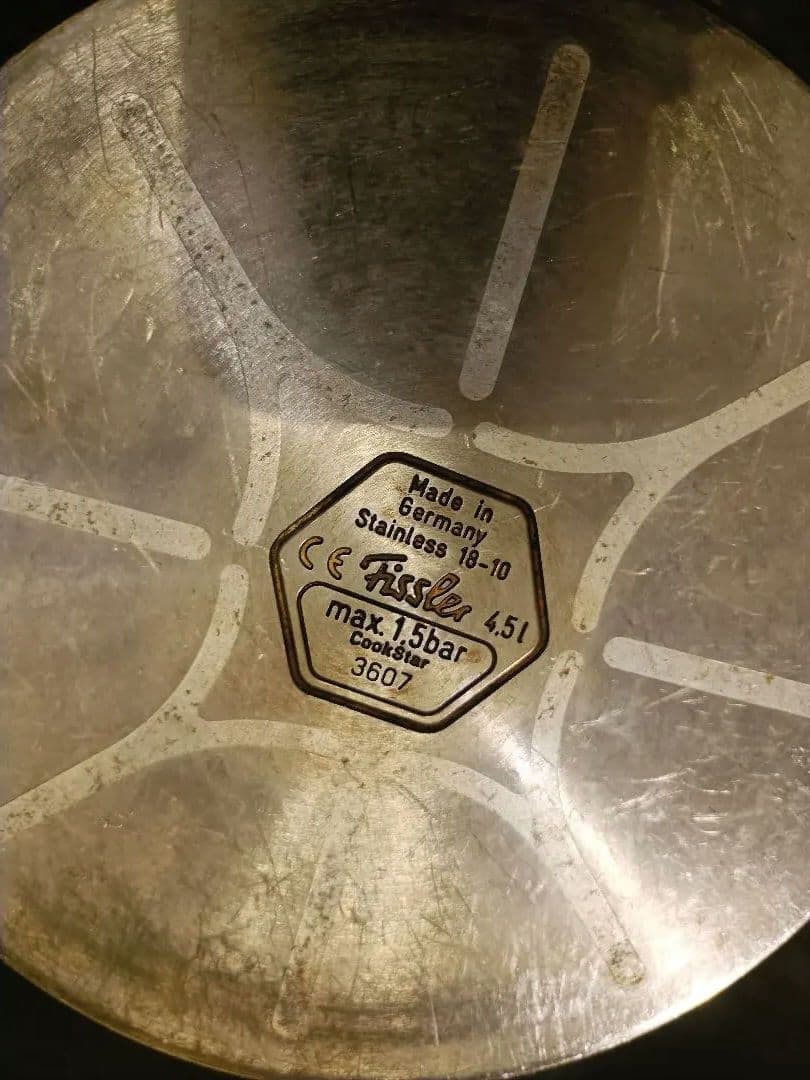 定価約4.5万円フィスラーロイヤル 圧力鍋 4.5L ドイツ製 CookStar