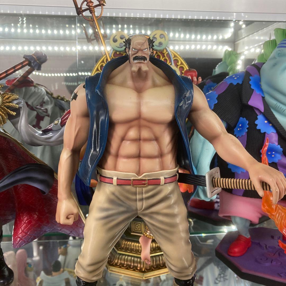 ワンピース　フィギュア　フォッサ　白ひげ海賊団　隊長　pop 海外　マキシマム