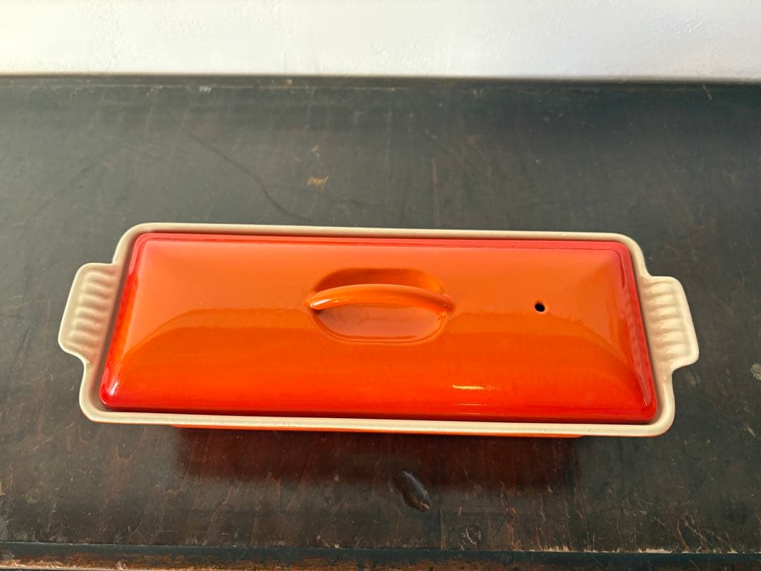 LE CREUSET テリーヌ型　オレンジ 約28cm シールアリ　レトロ
