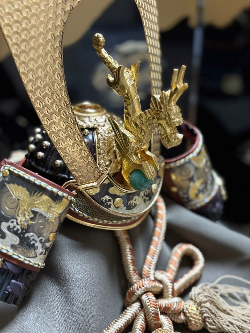 【美品】期間限定お値下げ！五月人形　兜　こどもの日　吉祥　登龍飾り　端午の節句