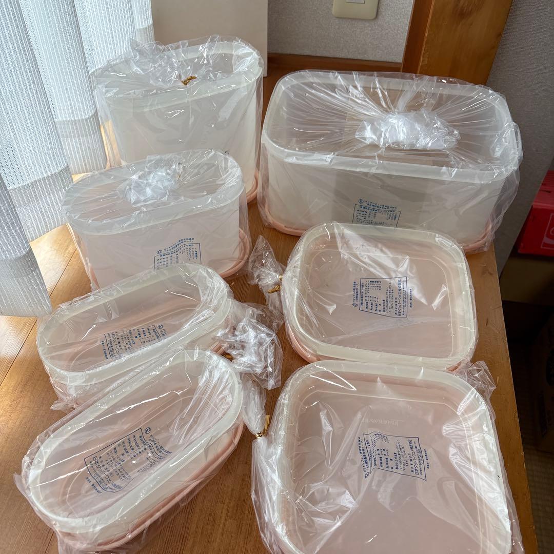 【新品未使用】【日本タッパーウエア】保存容器 7個セット