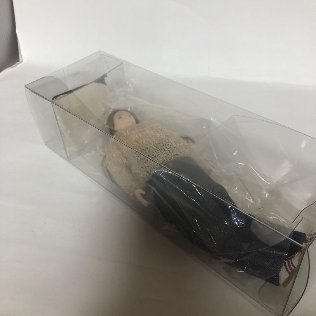 エマノン　ドール