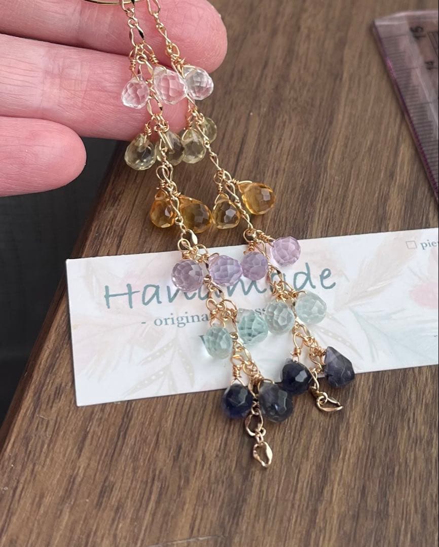 値下げ個性溢れるカラフルロングピアスチャーム 7種ドロップカット