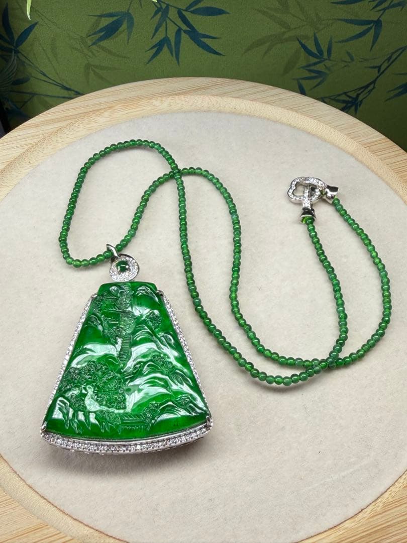 コレクション品❣️ロウカン質翡翠 氷陽緑【錦繍山河】収蔵証明書と鑑定書2点付き