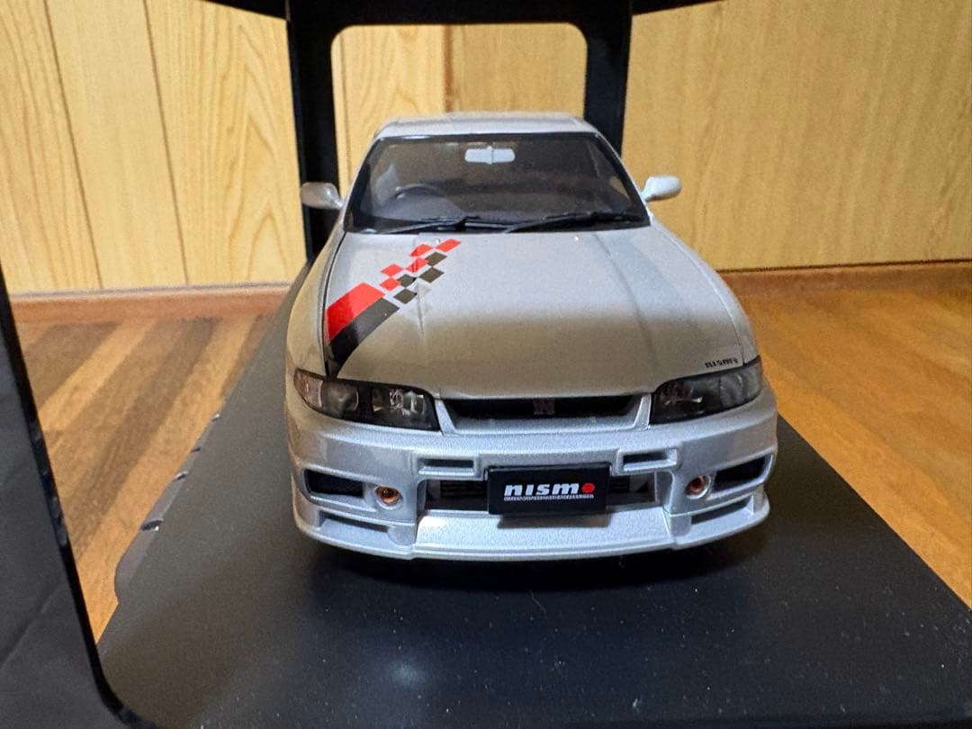 1/18 オートアート ニスモ スカイライン R33 GT-R NISMO