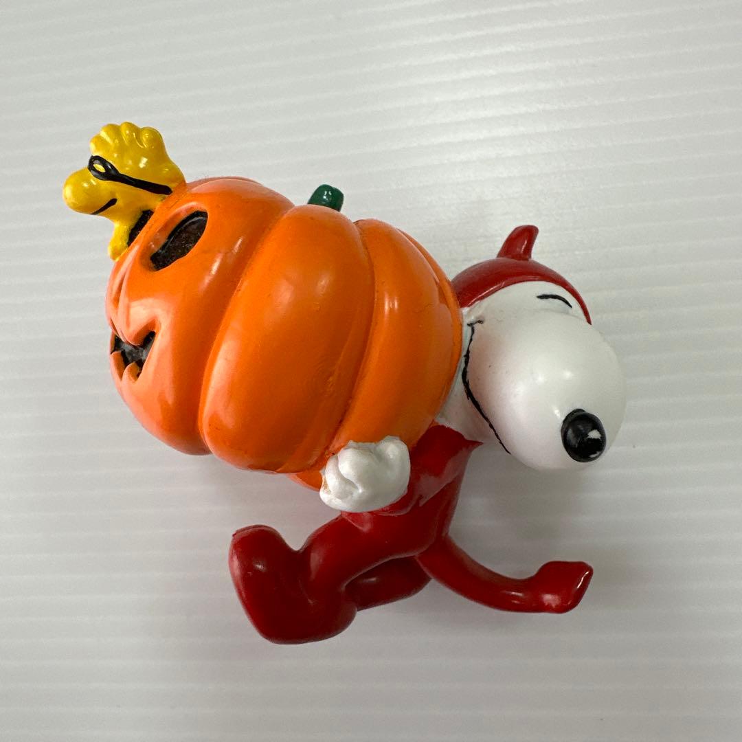 snoopy peanuts スヌーピー ハロウィン　pvc レア