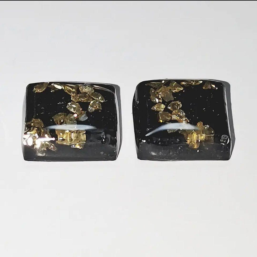 【1059】スクエアのピアス／イヤリング