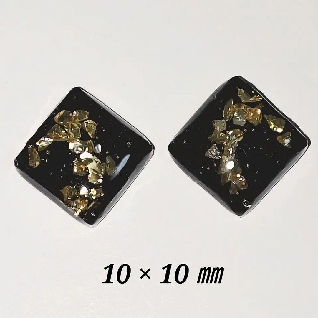 【1059】スクエアのピアス／イヤリング