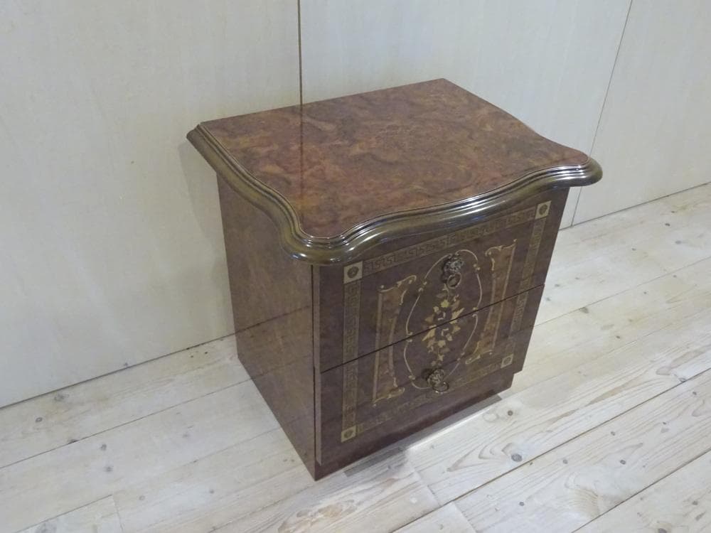 イタリア　ヨーロピアンクラシック　ナイトテーブル　サイドチェスト　美品