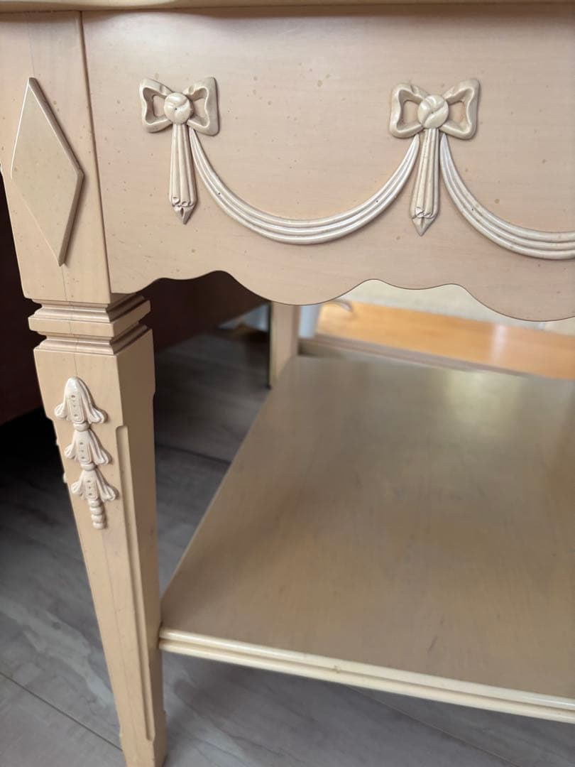 リンホーリン♡リボン木製ナイトテーブル レア イマン 姫家具 週末セール中