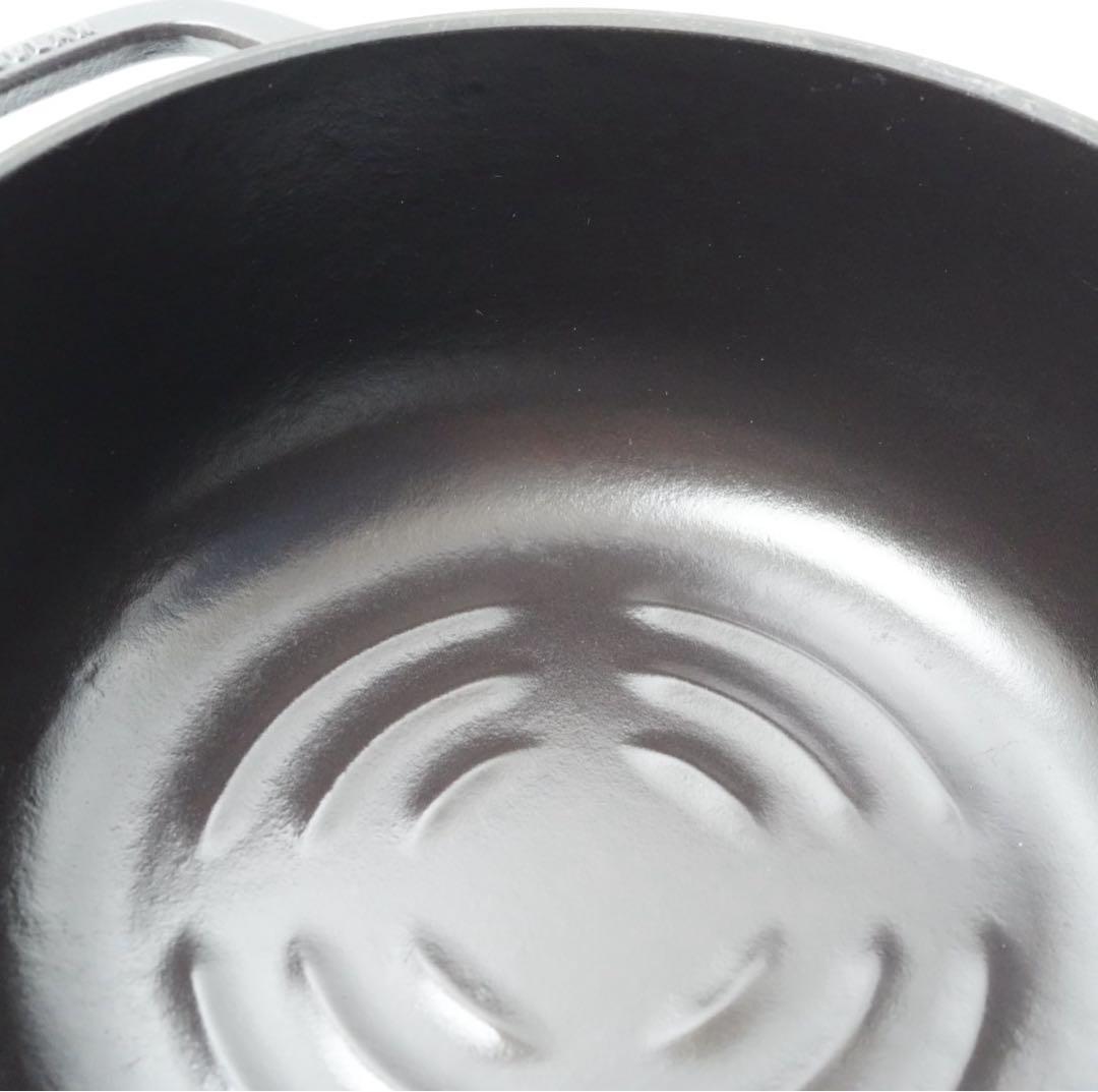 【美品】バーミキュラ オーブンポット2 マットブラック22cm