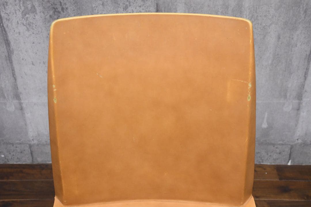 EEK124 イタリア製 ポルトローナフラウ ローラ ダイニングチェア