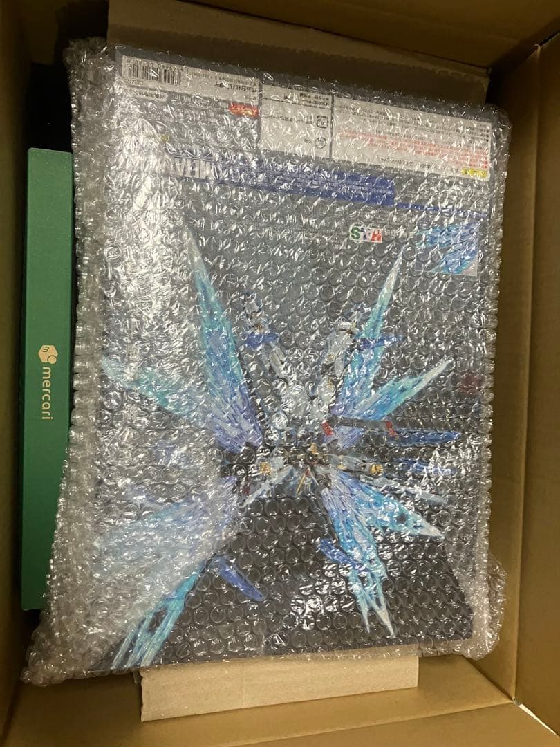 L BUILD デスティニーガンダム & ストライクフリーダムガンダム