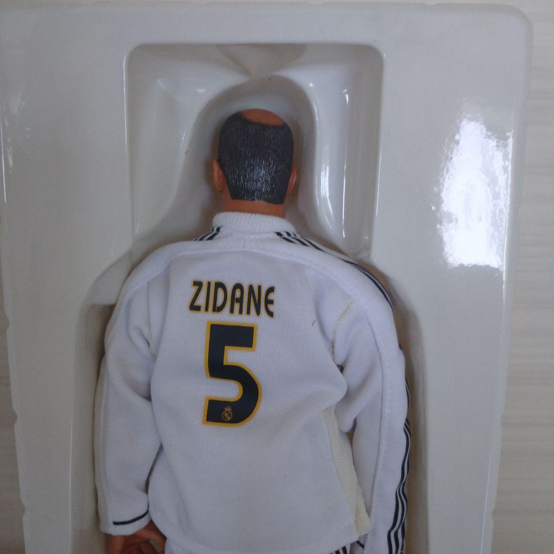 希少！フランス《adidas》レアル・マドリッド★ジダン選手可動式フィギュア★