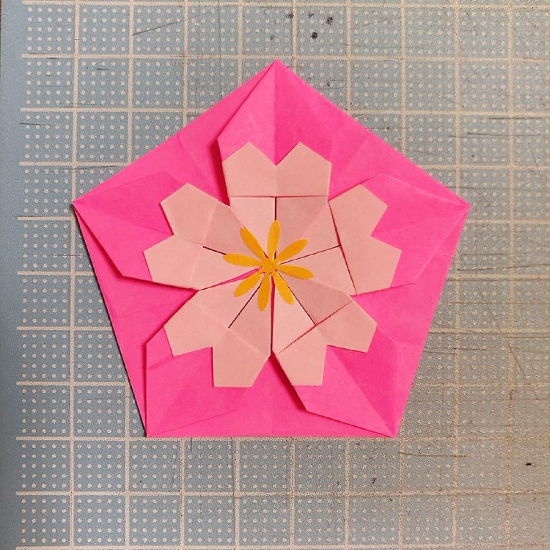 どんちゃんページ(折り紙 桜 2種60枚 雛飾り16セット ハンドメイド)