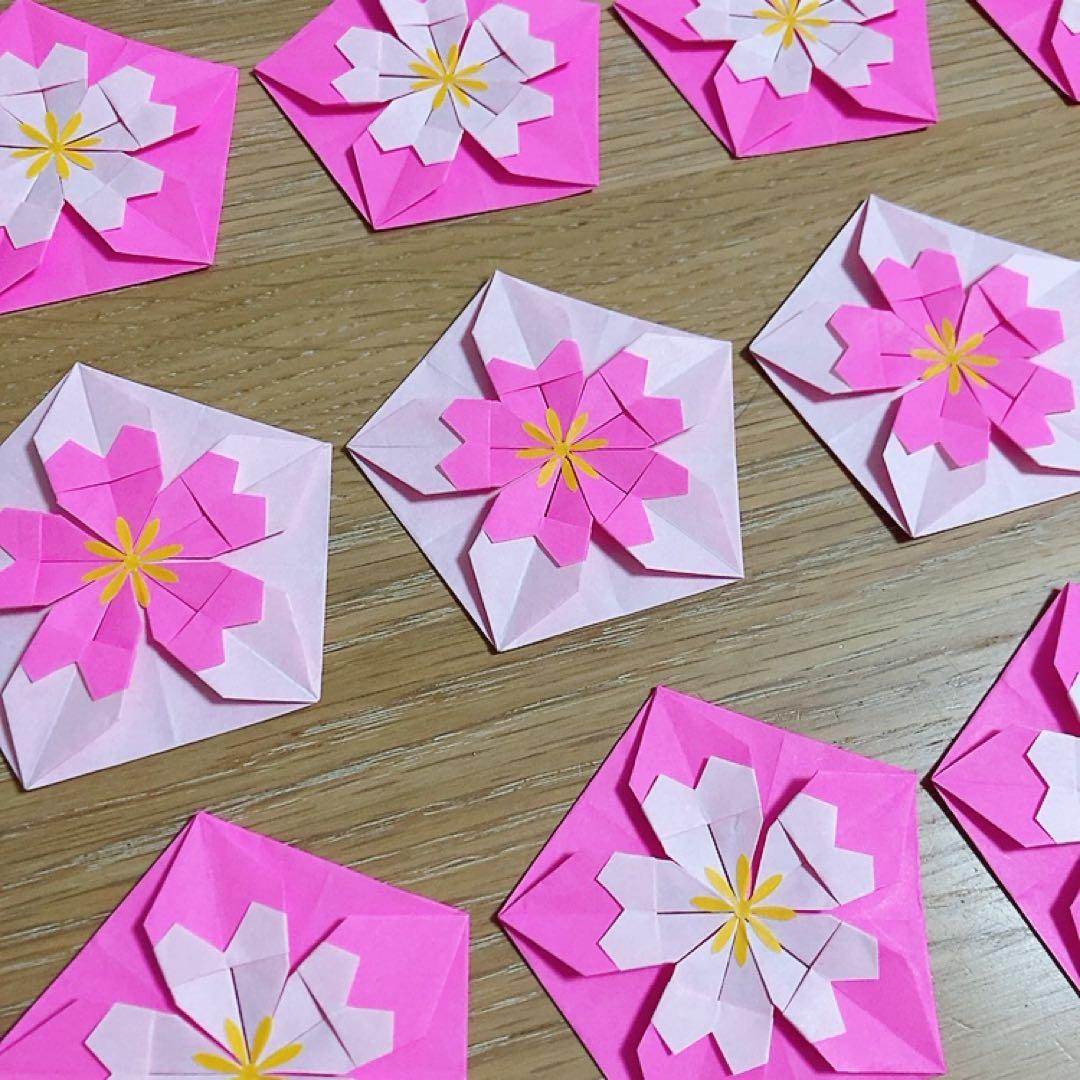 どんちゃんページ(折り紙 桜 2種60枚 雛飾り16セット ハンドメイド)