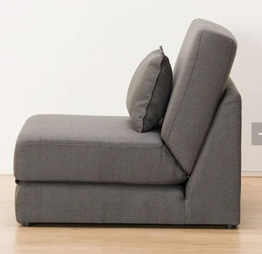 一人掛け折り畳み式ソファベッド　美品　クッション付き