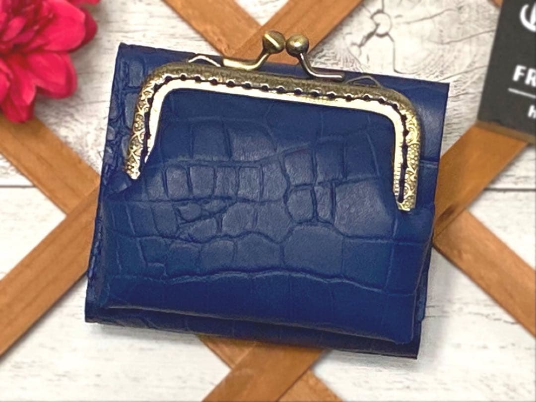 ❤【高級感×可愛い♪】大人オシャレながま口付き総本革ミニ財布♪ネイビークロコ柄