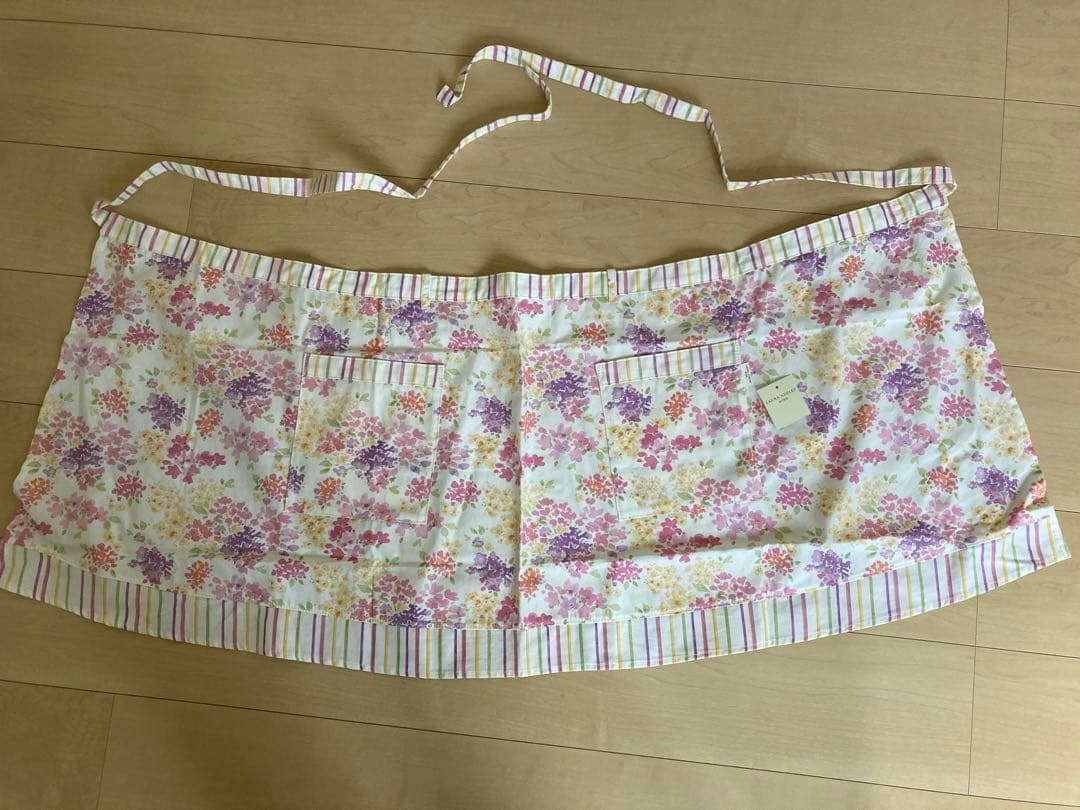 ローラアシュレイエプロンセット