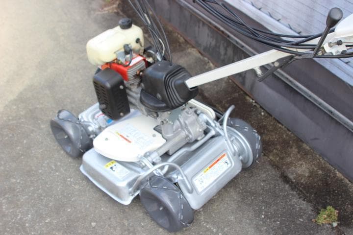 草刈機　オーレック　スパイダーモアー　SP850A　ブレーキ付き　4WD　爪新品