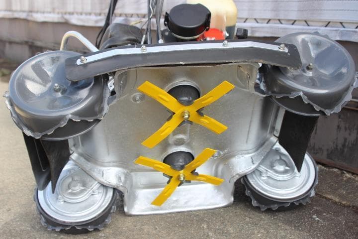 草刈機　オーレック　スパイダーモアー　SP850A　ブレーキ付き　4WD　爪新品