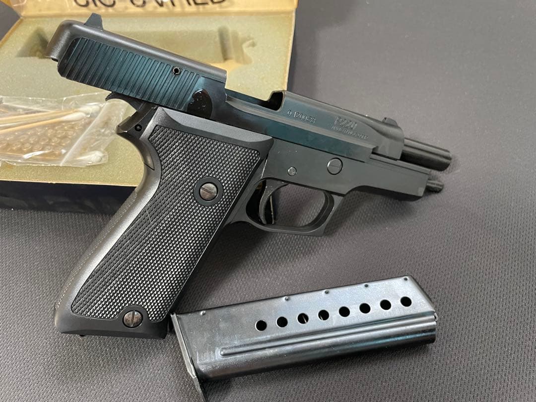 2.9万→1.2万値下げ！　SIG-SAUER P220 初期 状態良好