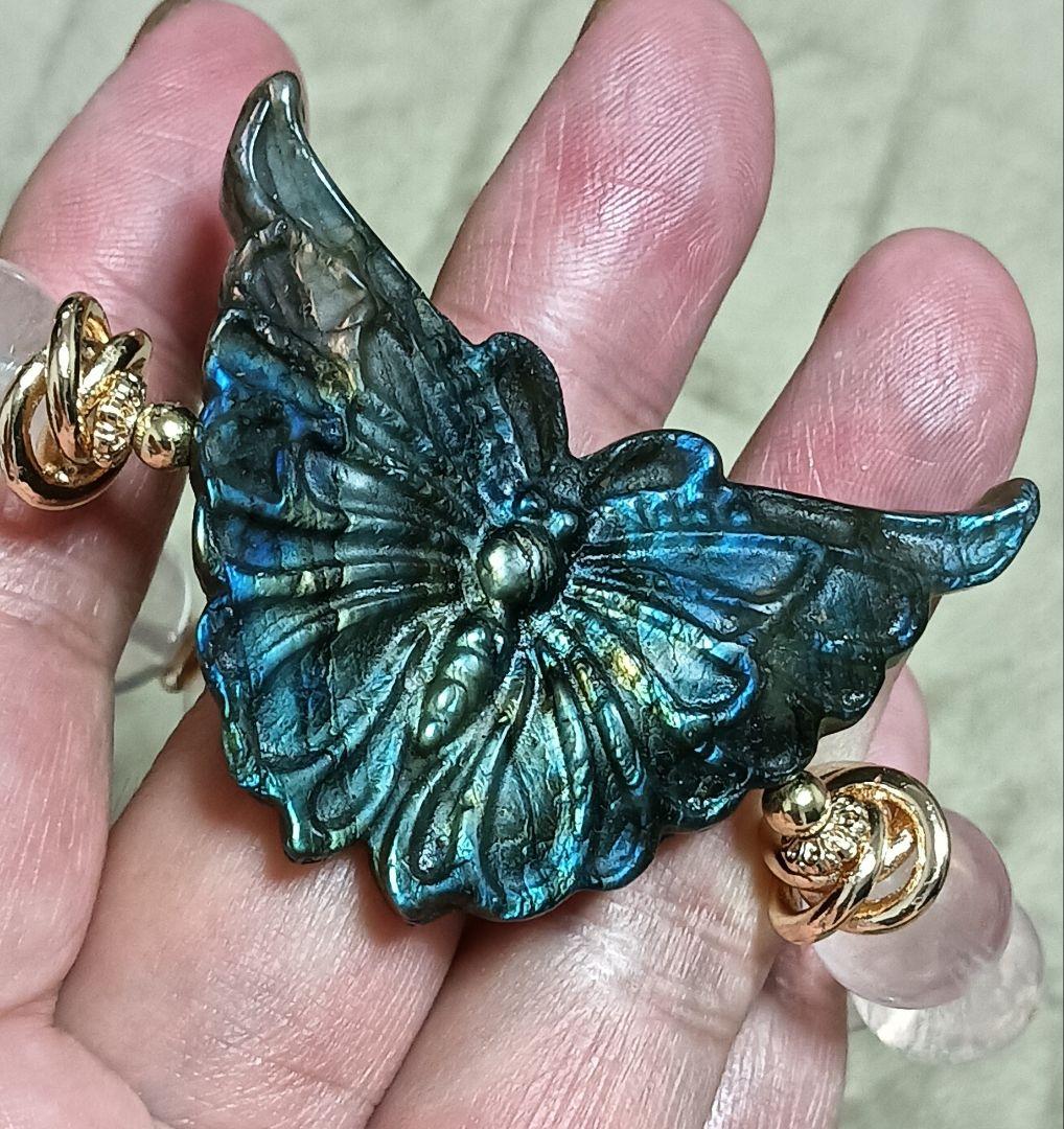 特大サイズのレインボーシラーラブラド蝶々とコロンビア産ピンクレムリアンシード❤❤