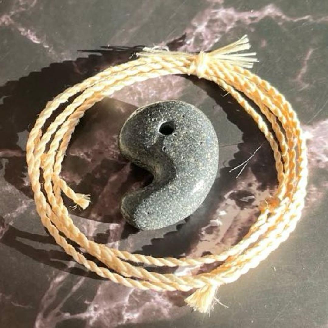 特別価格【龍脈のお護り✨】富士溶岩 《霊石勾玉》精麻 御神具