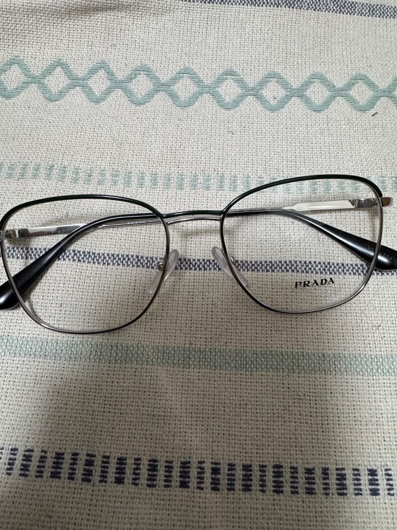 PRADA メガネ