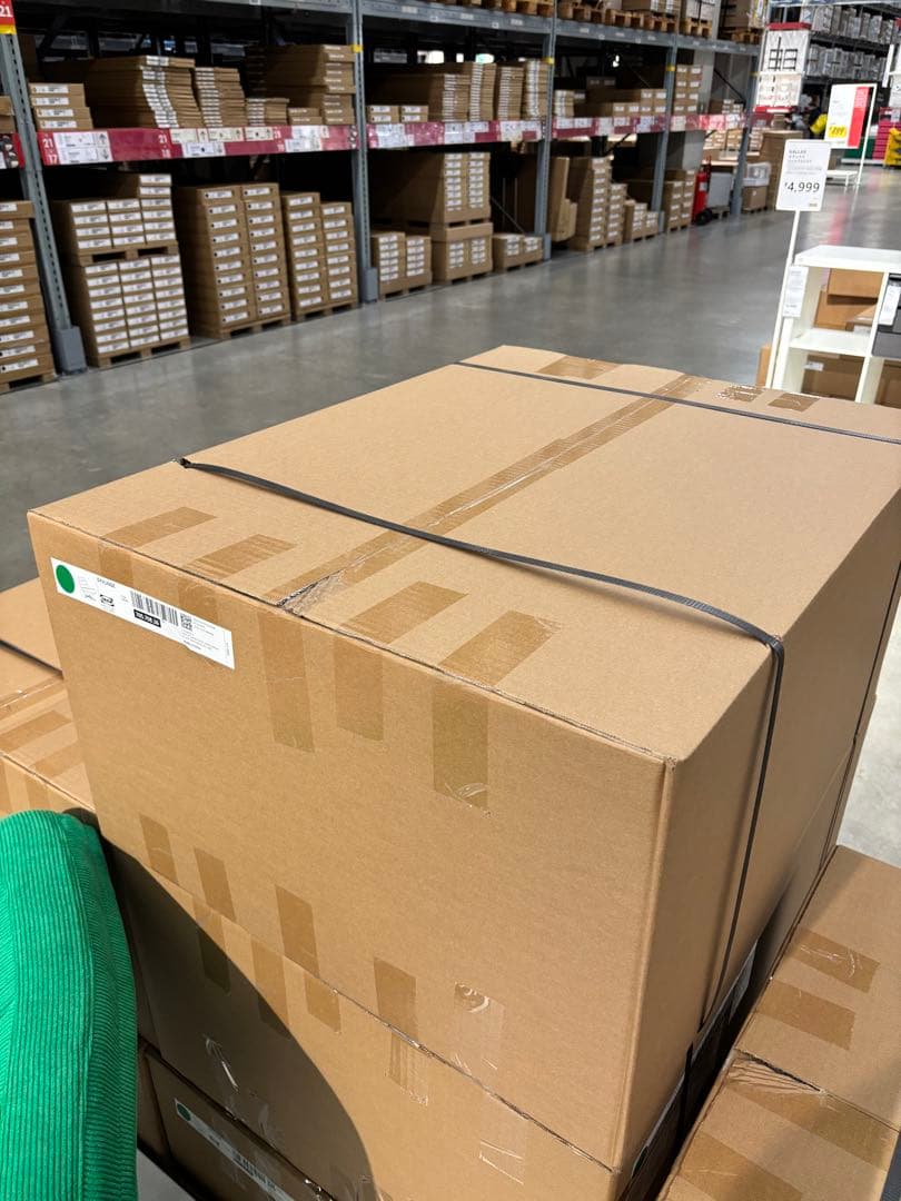 《【新品＊未開封 】》イケア 椅子 ディヴリンゲ ソファ 回転パーソナルチェア